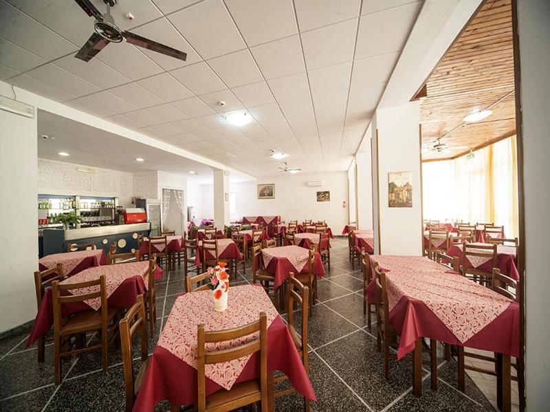 Hotel Sanremo Rimini Bagian luar foto