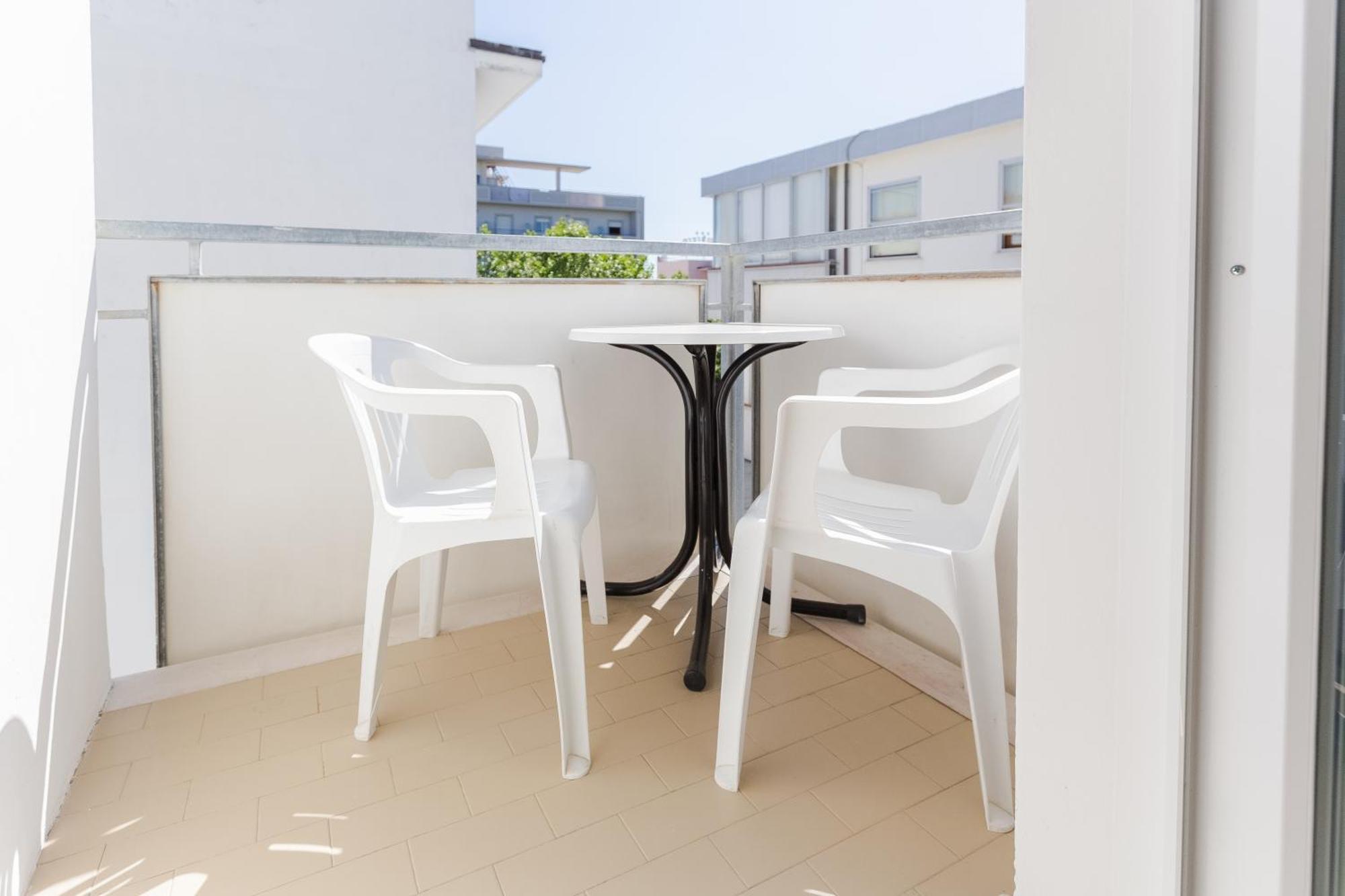 Hotel Sanremo Rimini Bagian luar foto