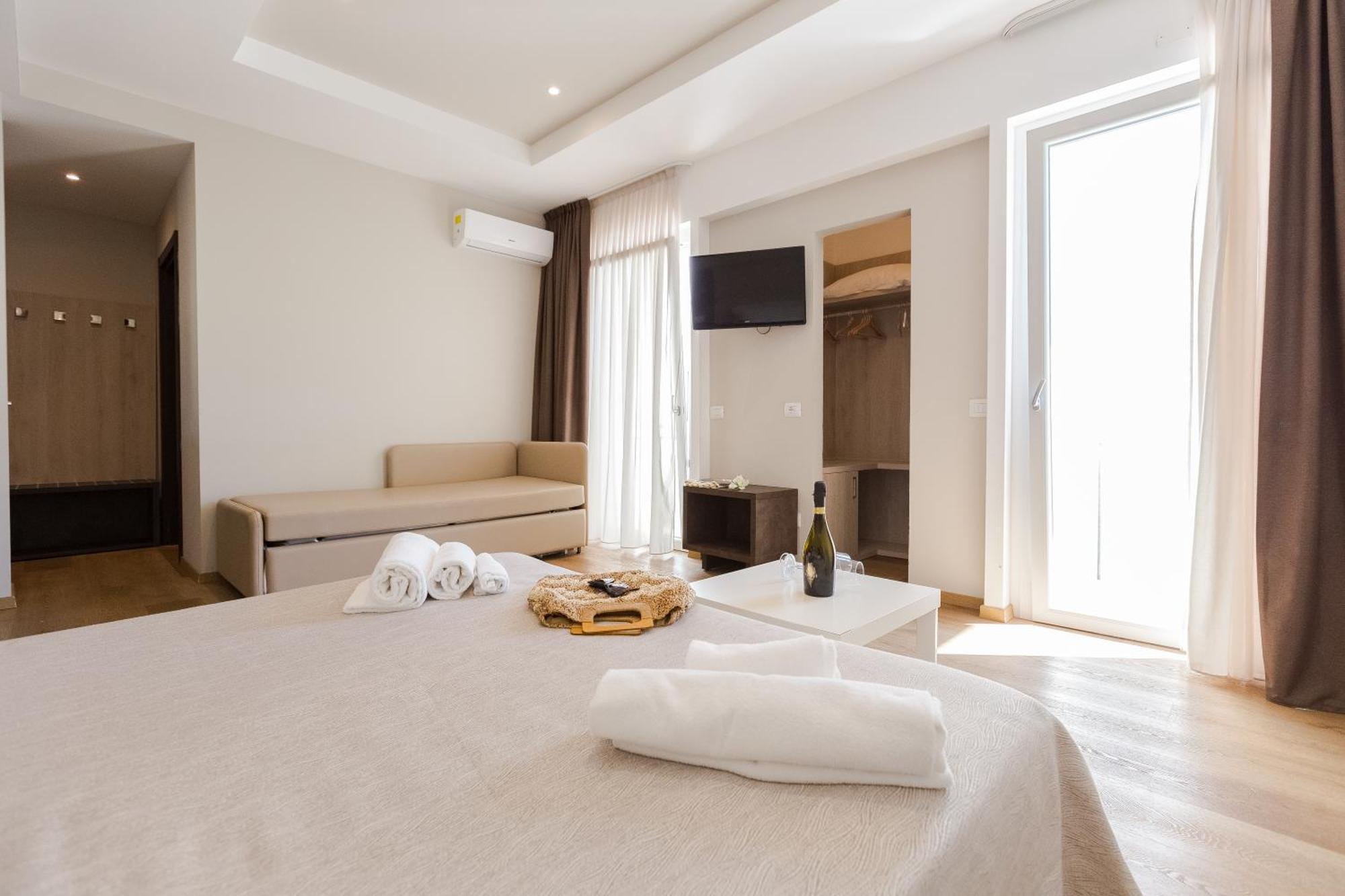 Hotel Sanremo Rimini Bagian luar foto