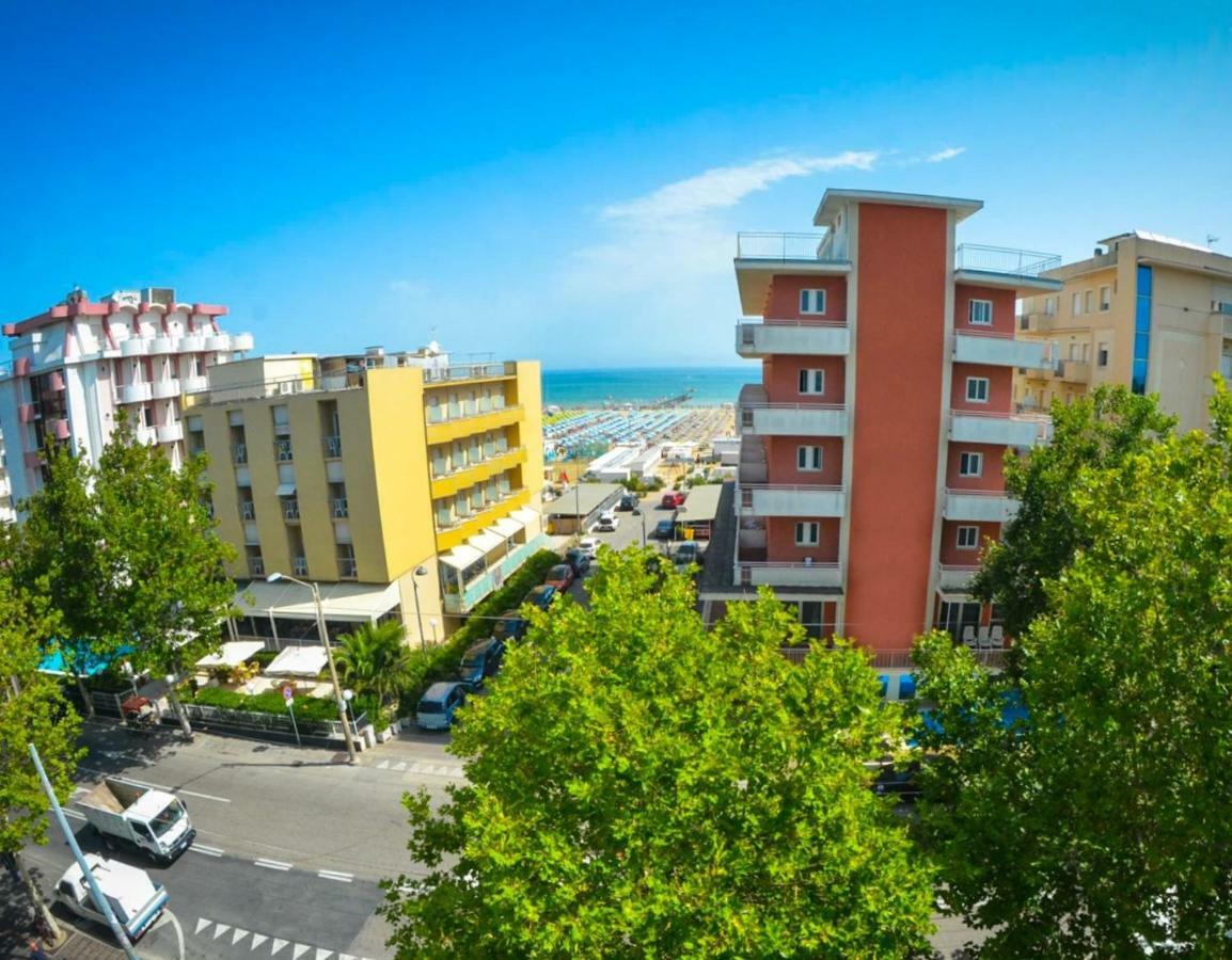 Hotel Sanremo Rimini Bagian luar foto